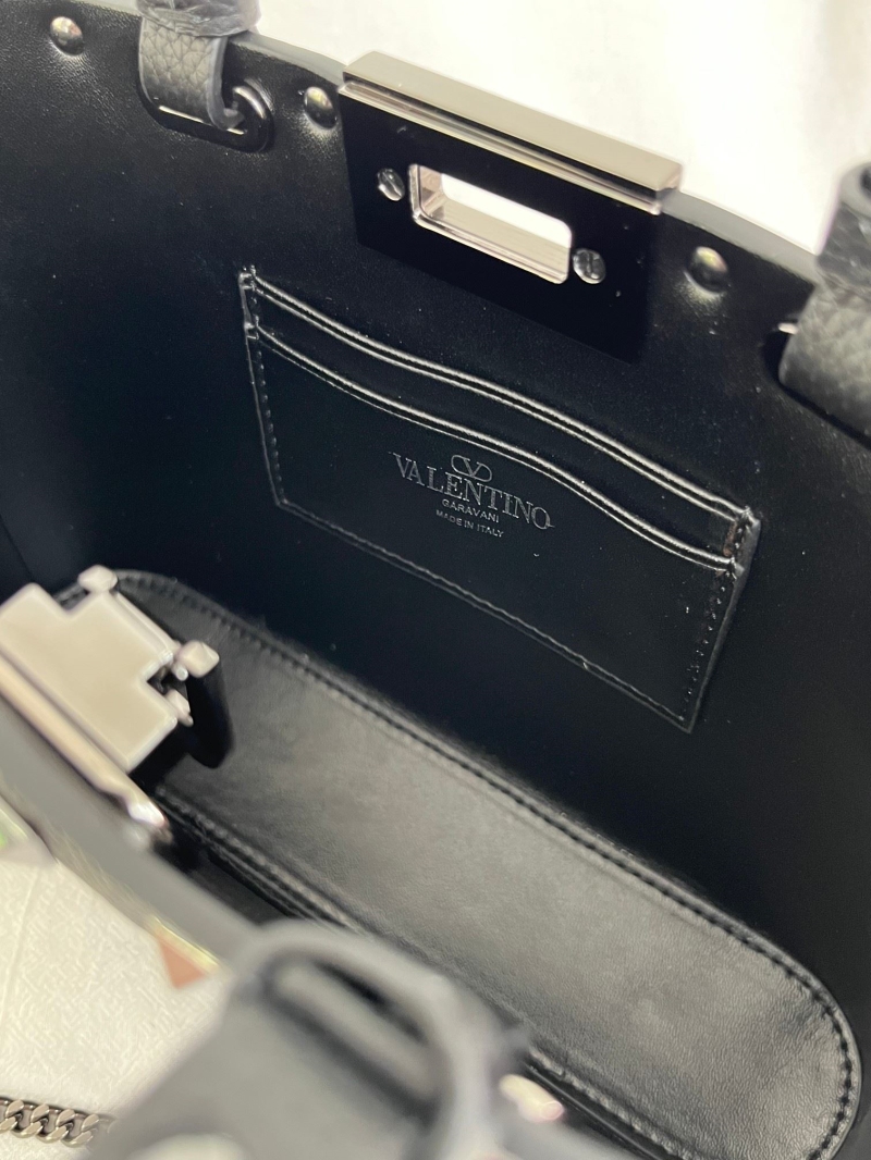 Va1e*ntin0 top handle bag